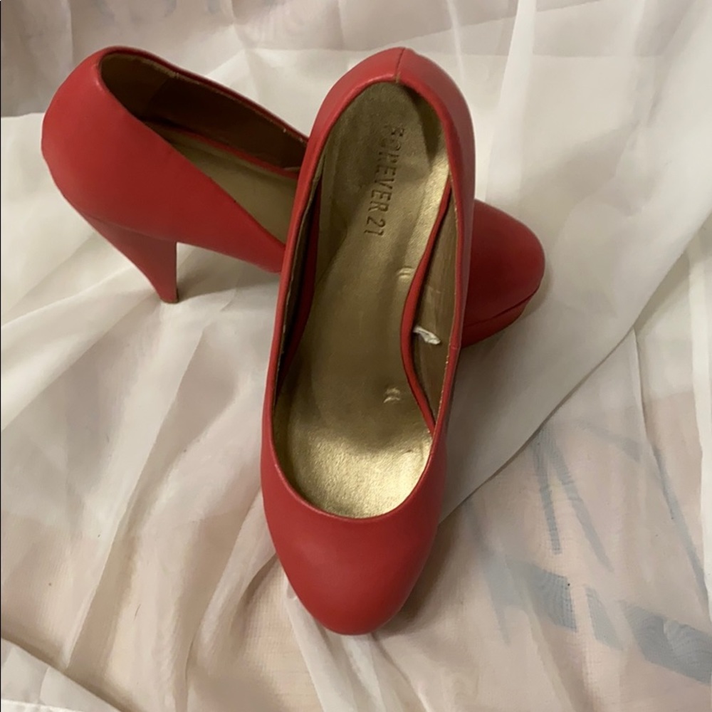 Salmon colored heels
